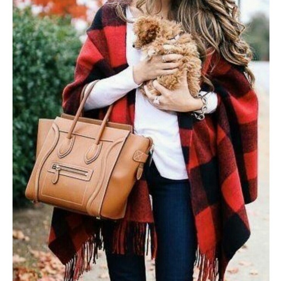 ❌SOLD OUT❌ Buffalo Plaid Fringe Poncho - Picture 5 of 5